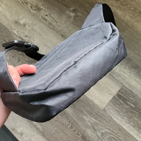 Flowfold Explorer Fanny Pack - Picture 13 of 15